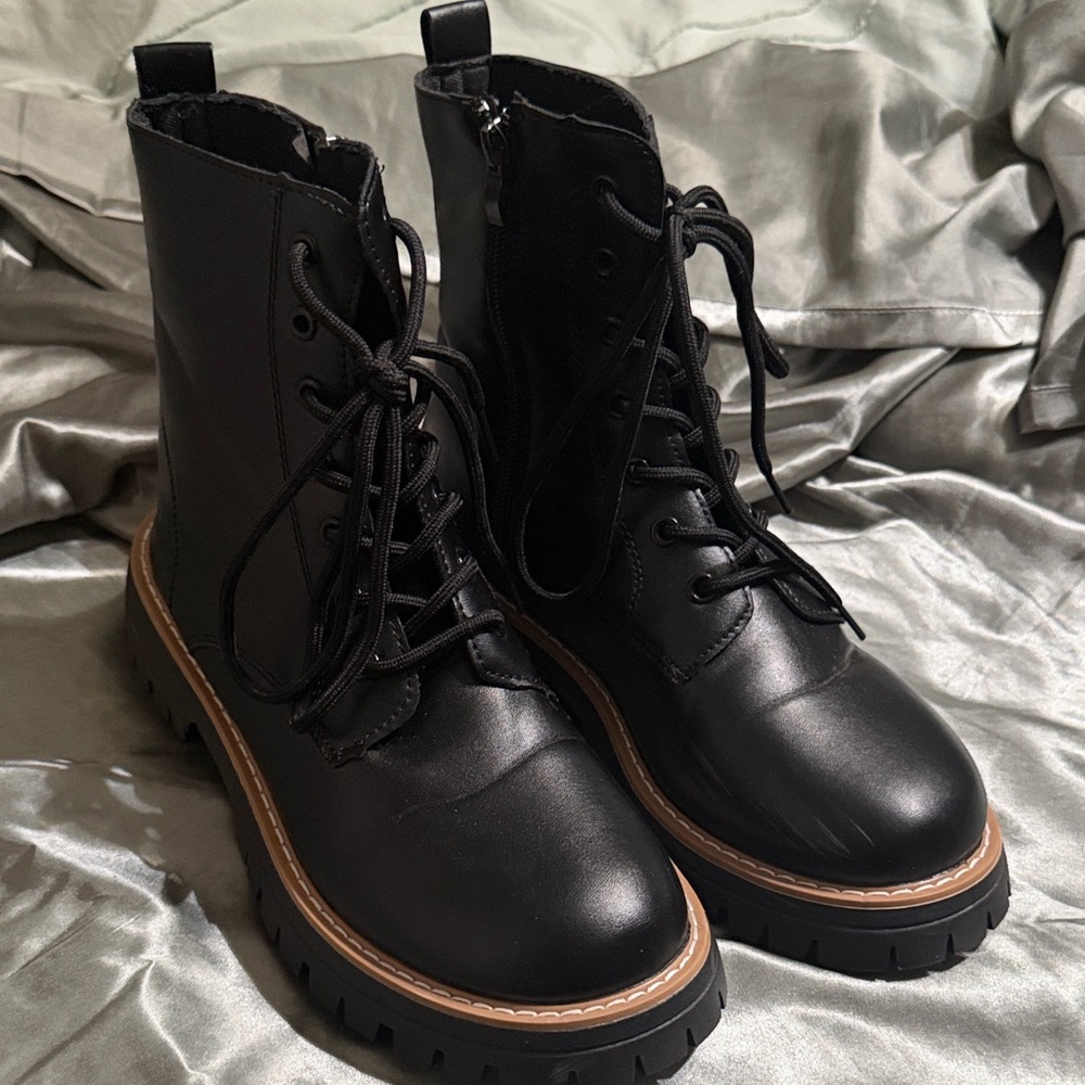 SHEIN Black Lace-Up combat  Boots size 9 women’s / 41